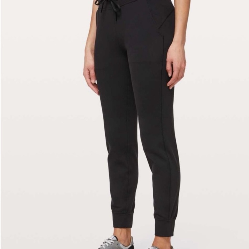 Lululemon Black Ready to Rulu Track Pants with Tapered Leg full length